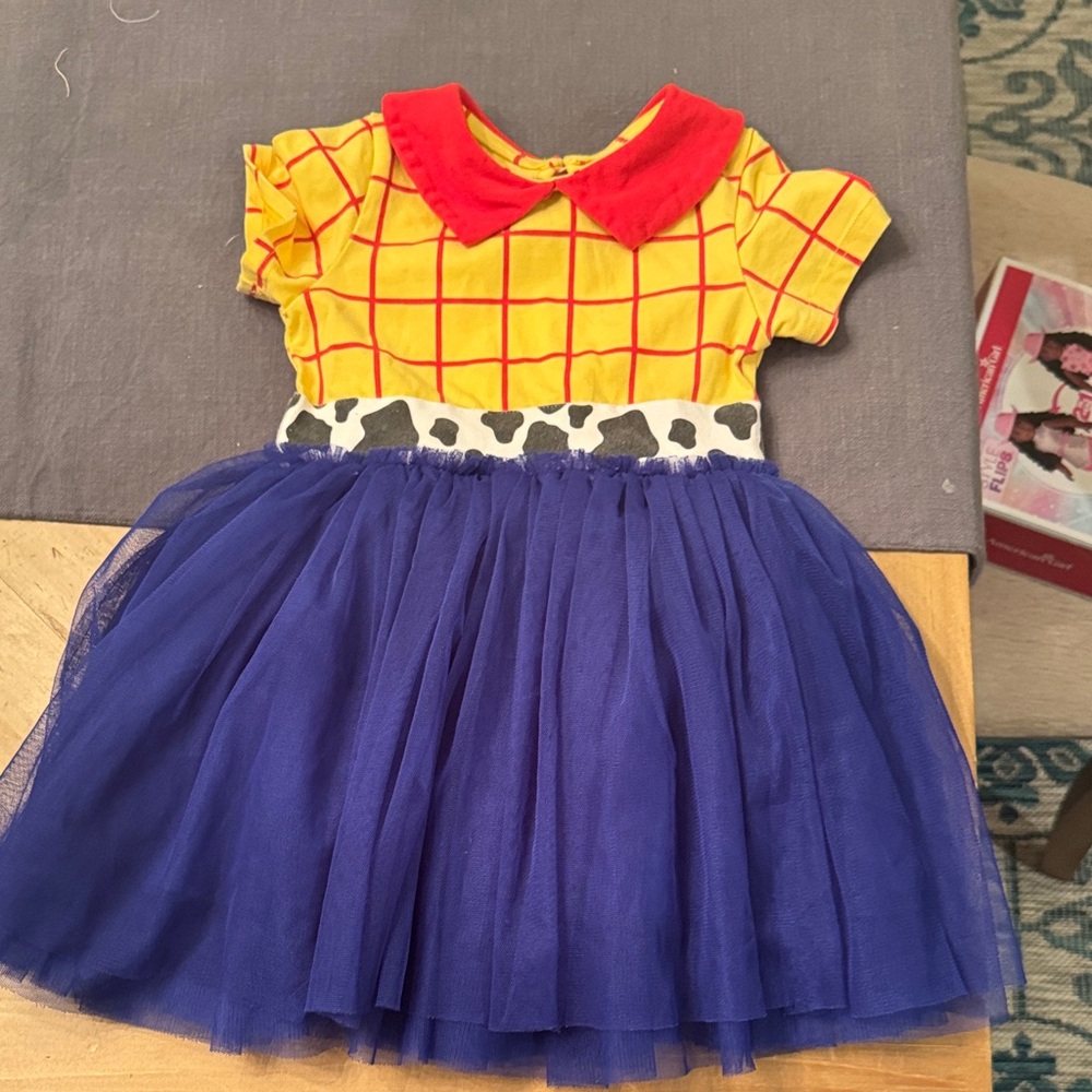 Taylor Joelle Size 3 Woody Dress